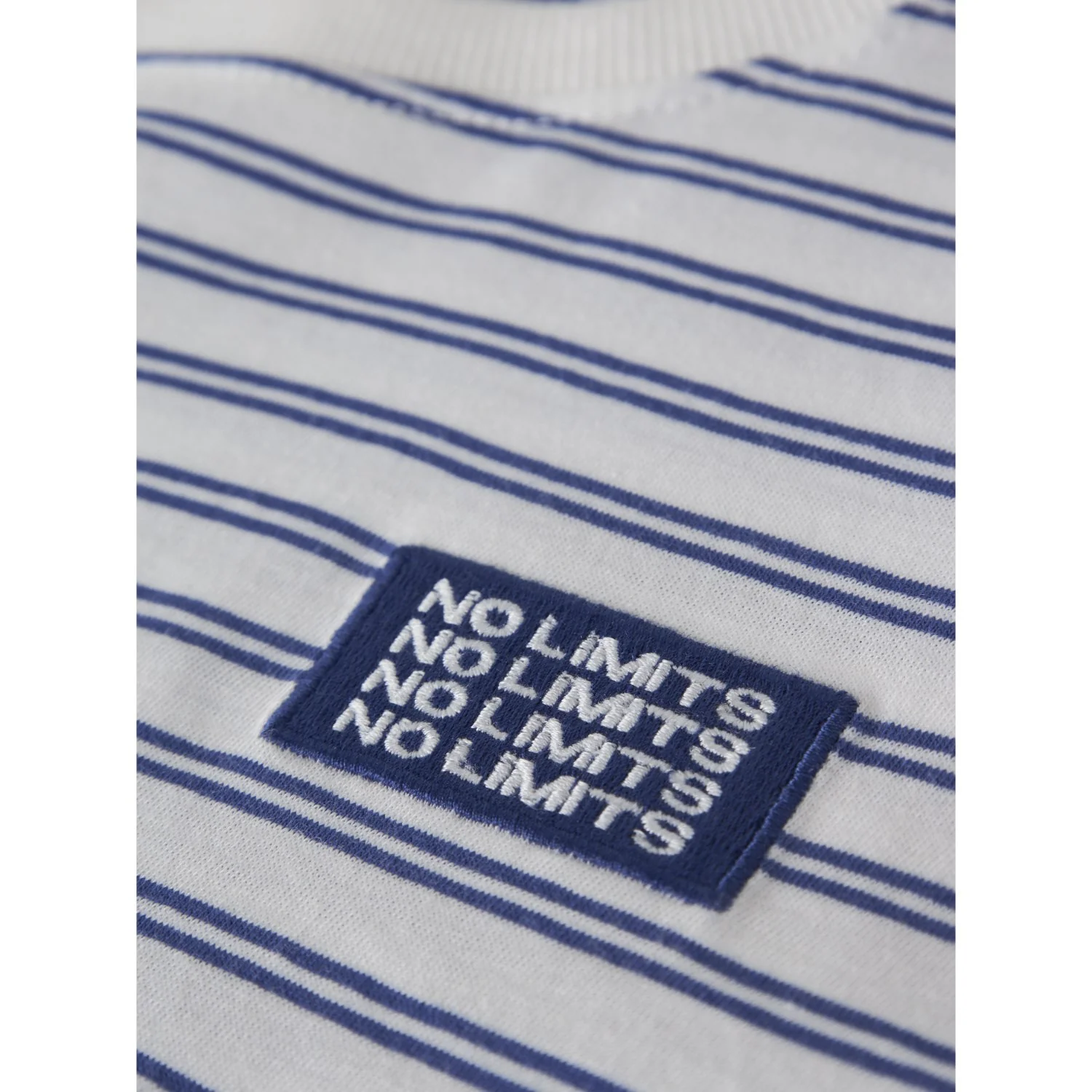 Name It Wispy Clouds Deep Ultramarine Nkmkristian Ss Nreg Top Pb - Image 4
