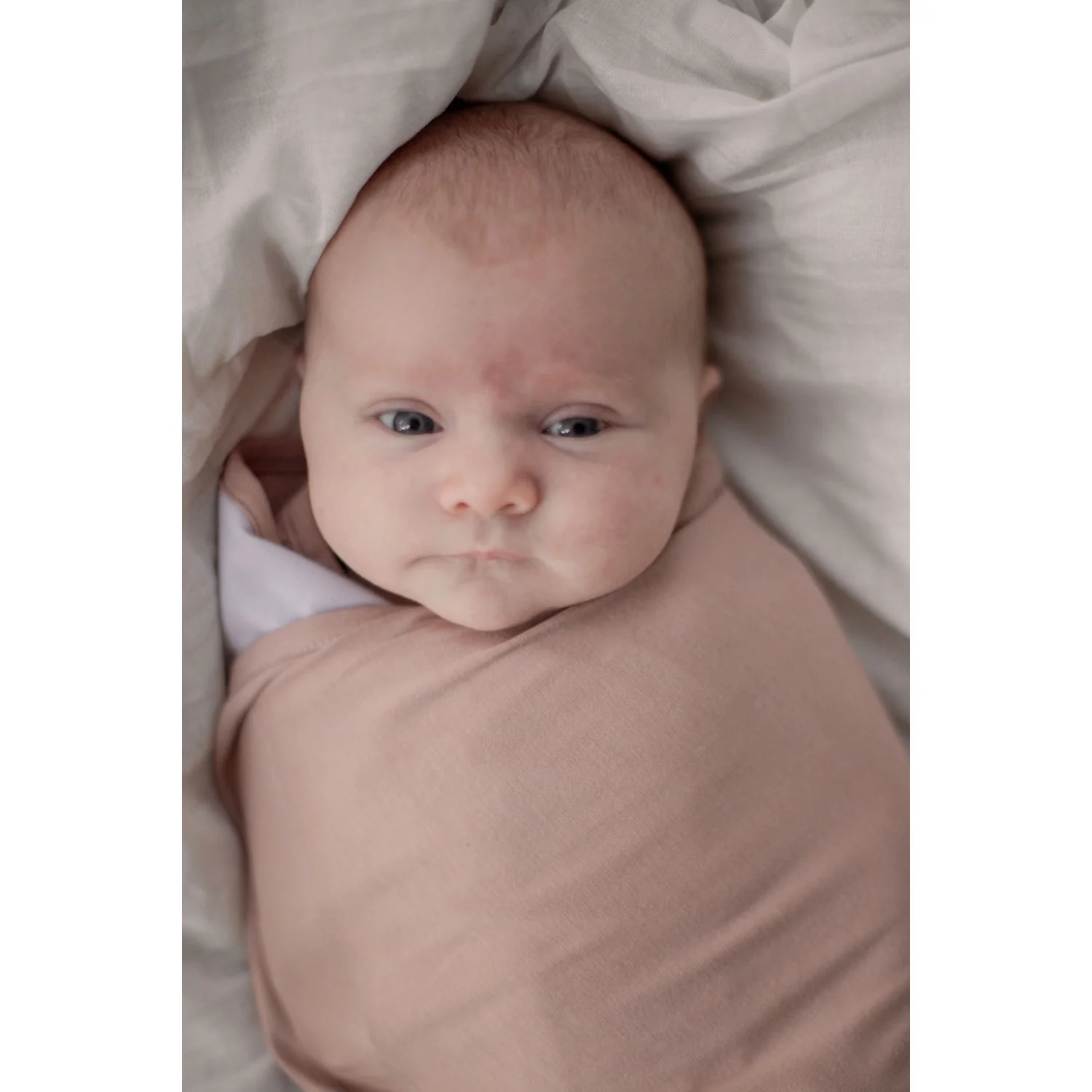 Noheli Rose 3-i-1 Swaddle - Image 4