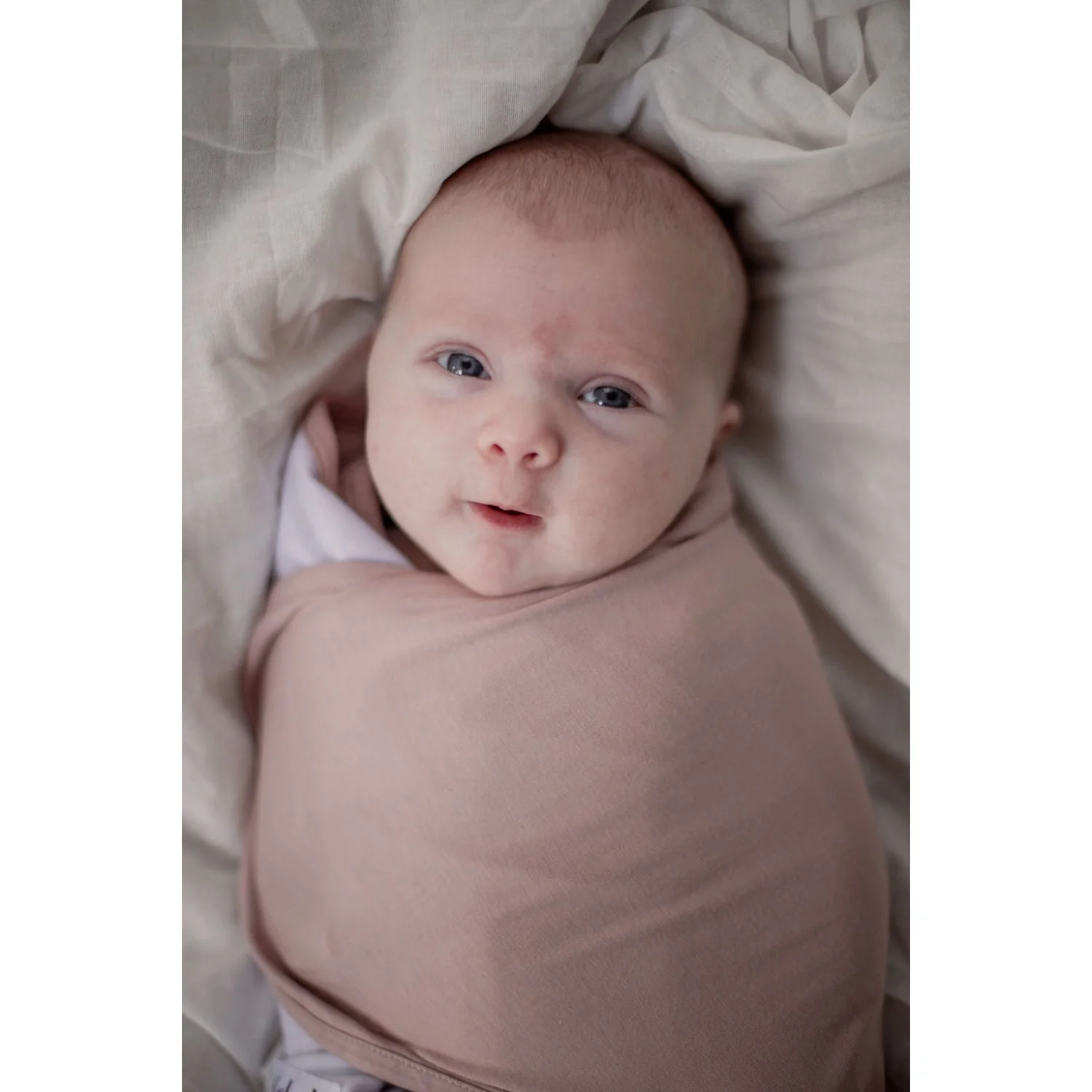 Noheli Rose 3-i-1 Swaddle - Image 7