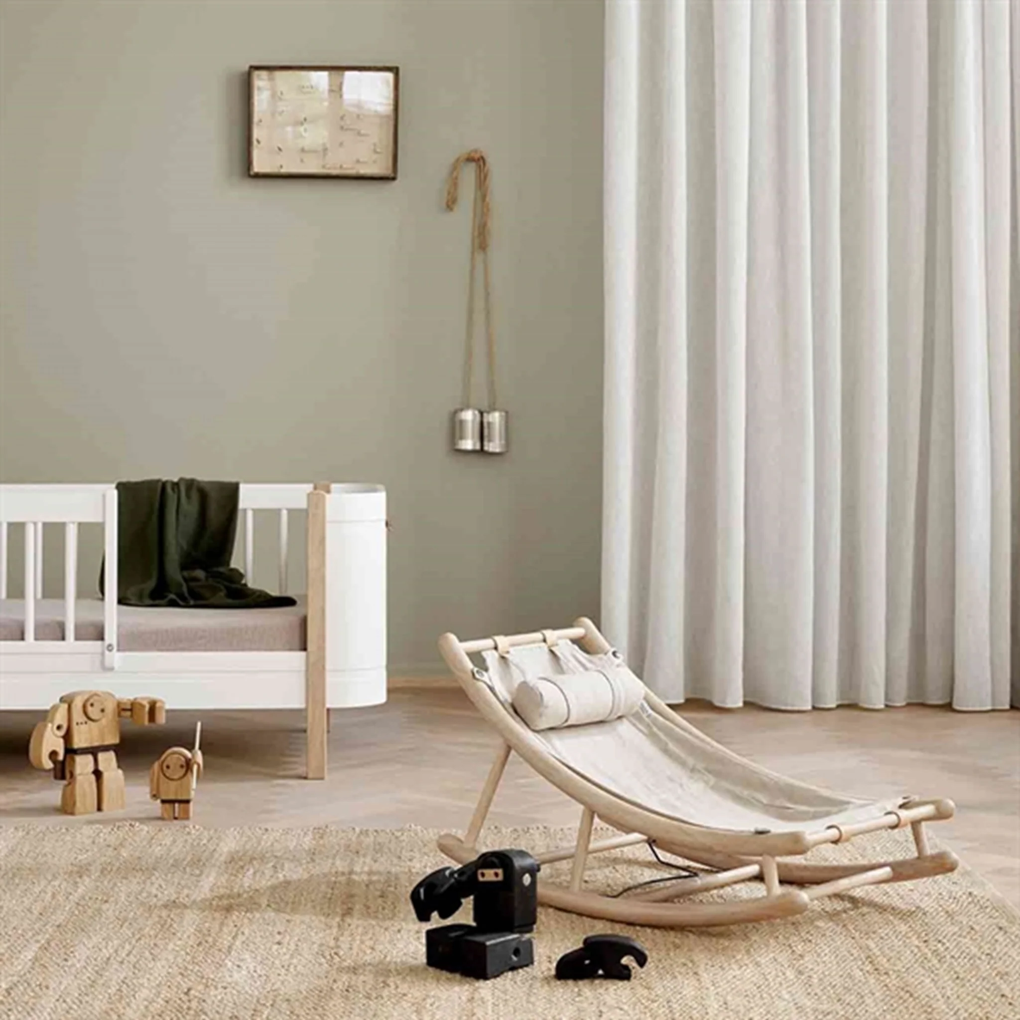Oliver Furniture Wood Baby & Junior Rocking Chair Oak/Nature - Image 3