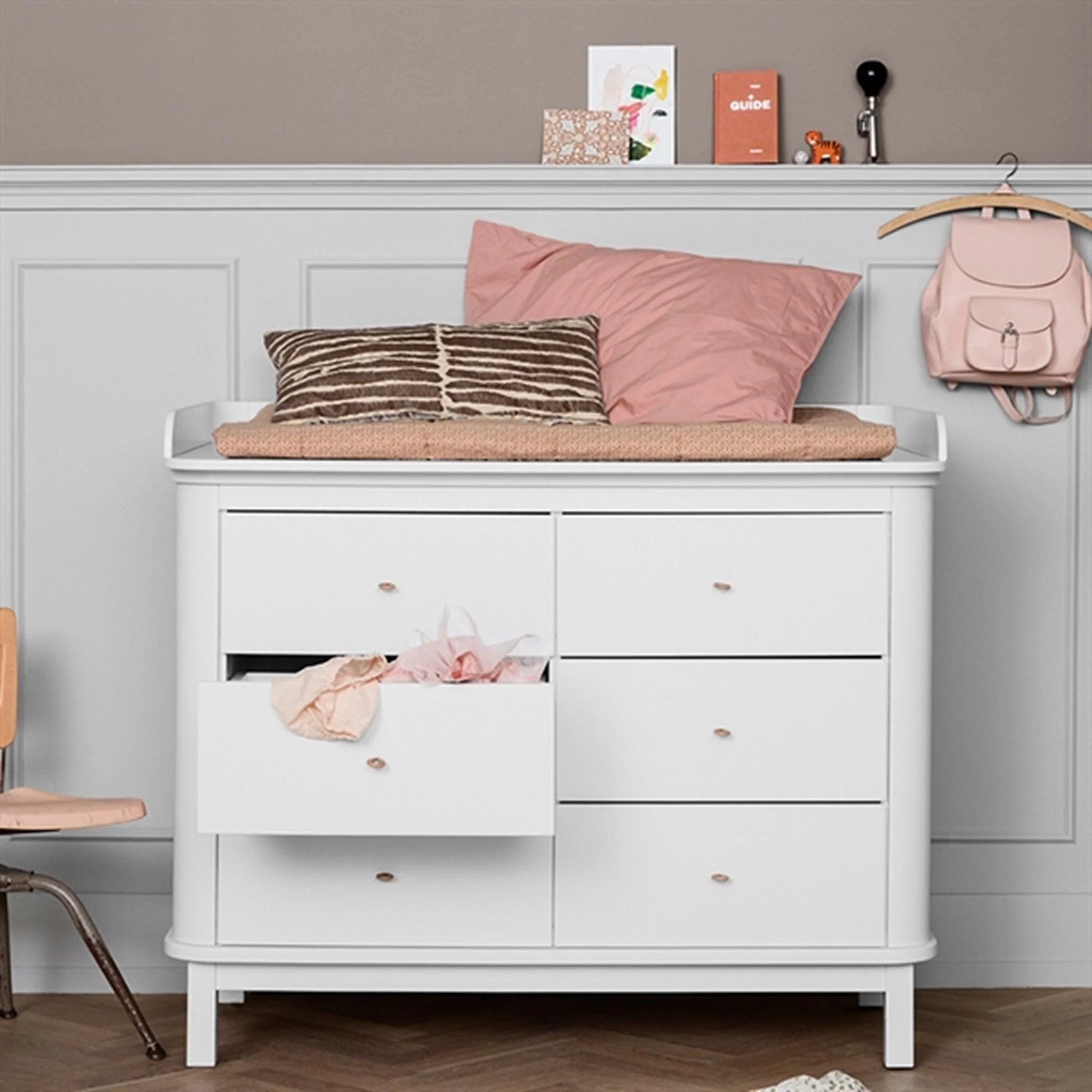 Oliver Furniture Wood Nursery Dresser w. 6 Draws White - Image 2