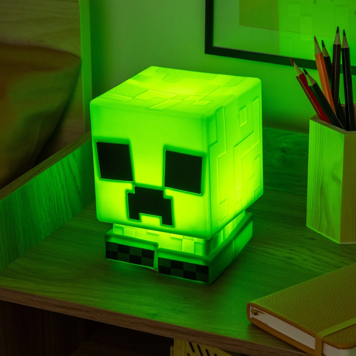 Paladone Creeper Squishyglo Silicone Light Rechargeable - Image 2