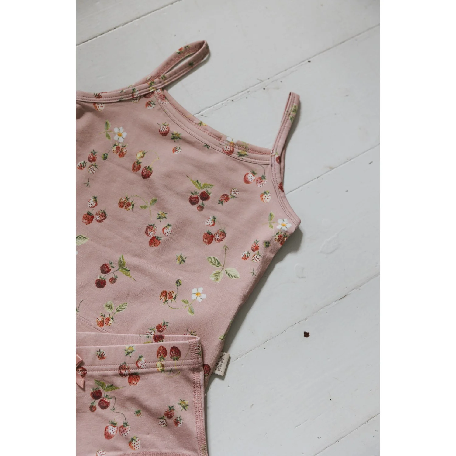 Petit Piao Misty Rose Strawberry AOP PPStar Hipsters 2-pack - Image 3
