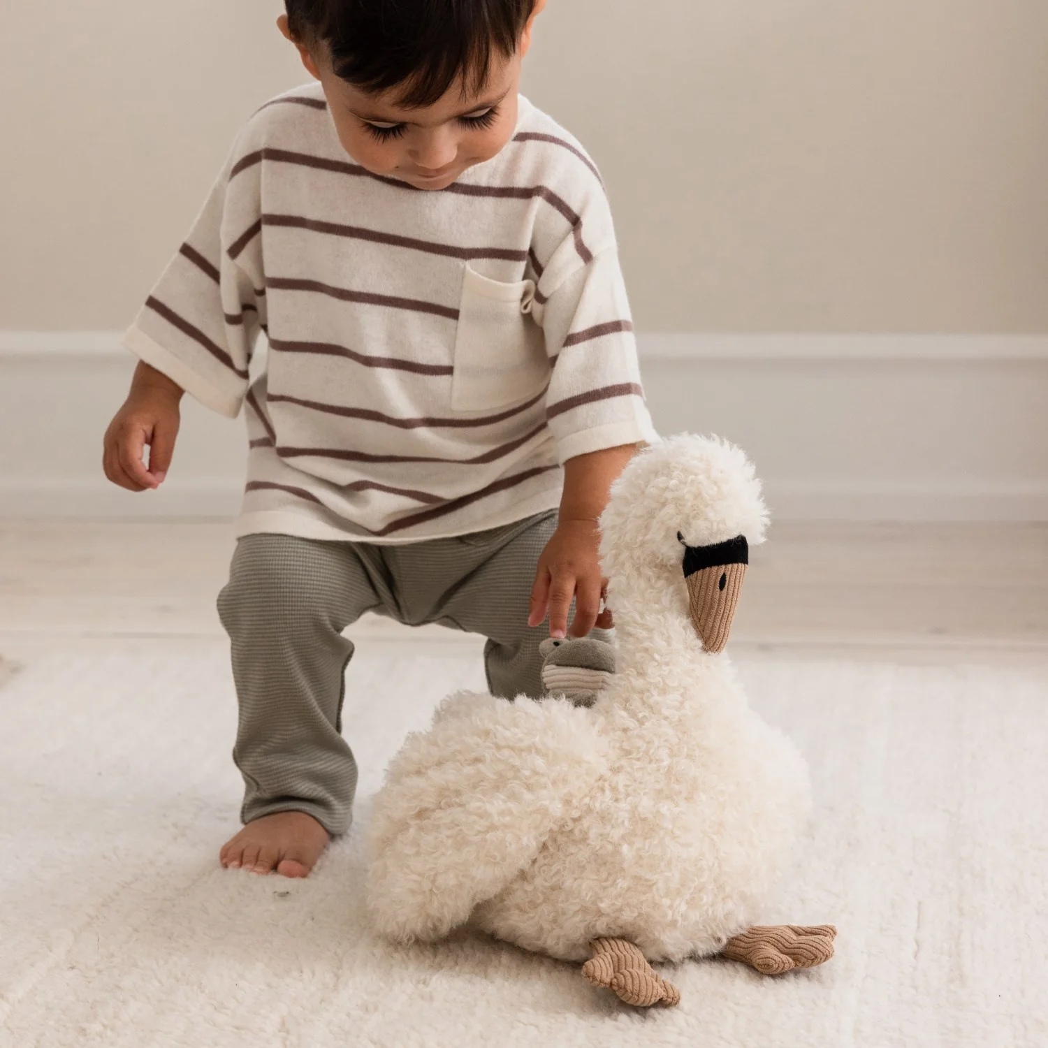 Sebra Beige Swan Activity Soft Toy - Image 2