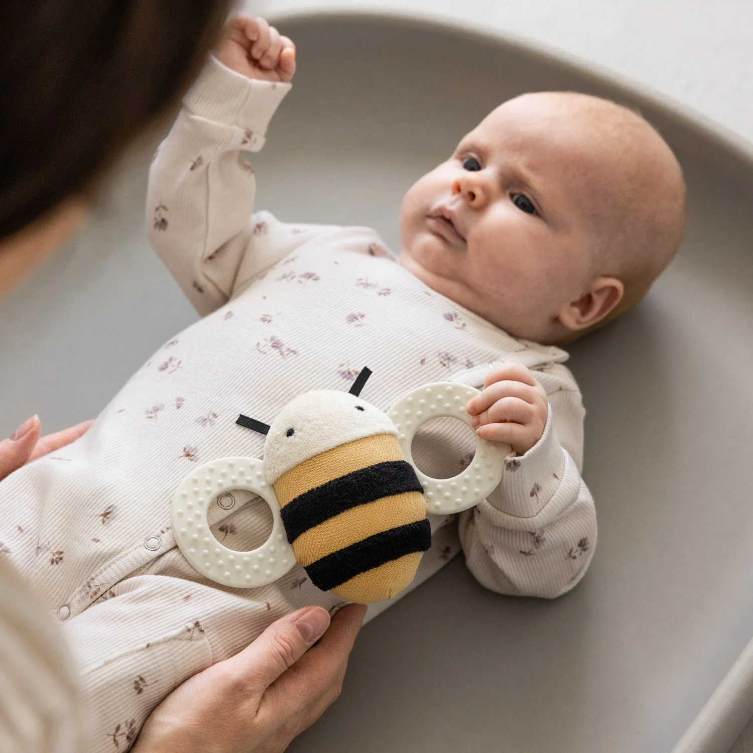 Sebra Billy The Bee Activity Rattle With Mirror - Image 2