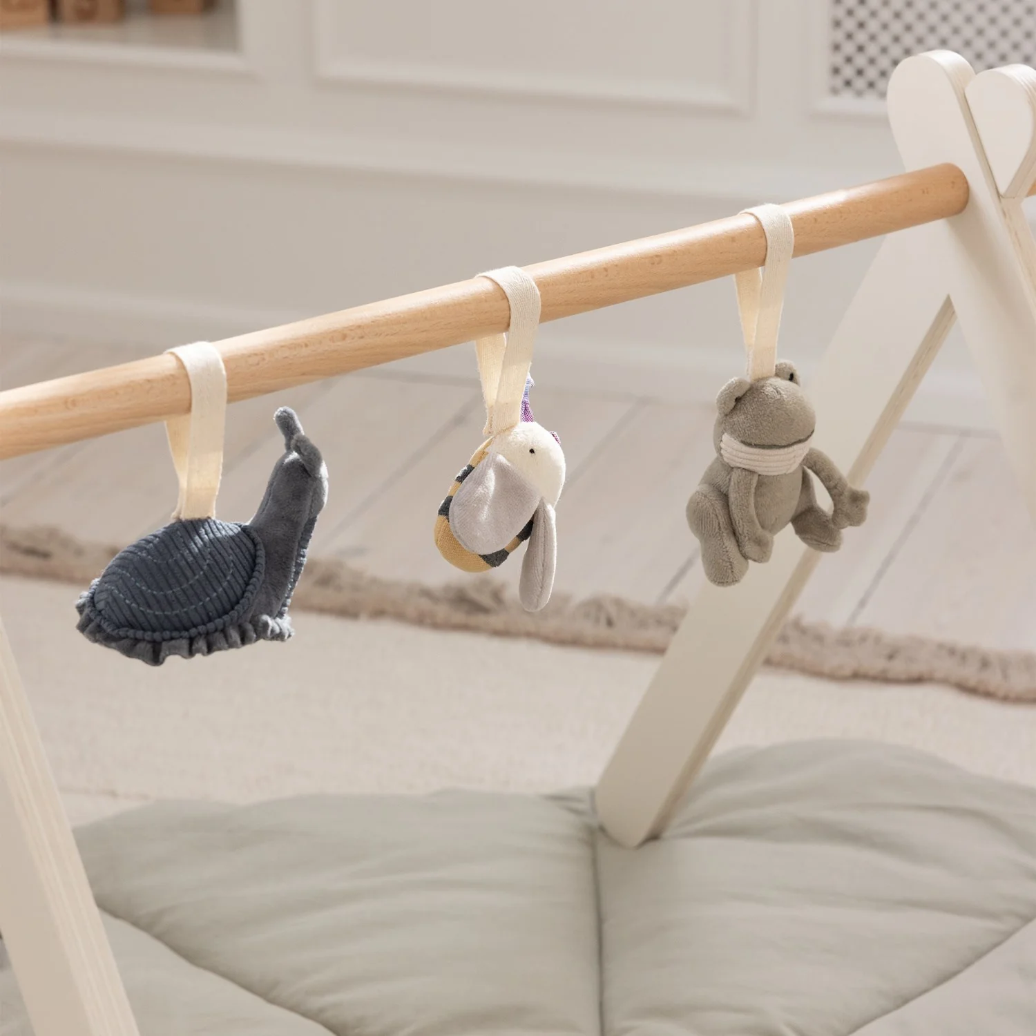 Sebra Green Frog/Bee/Snail Activity Toys 3-Pack - Image 2