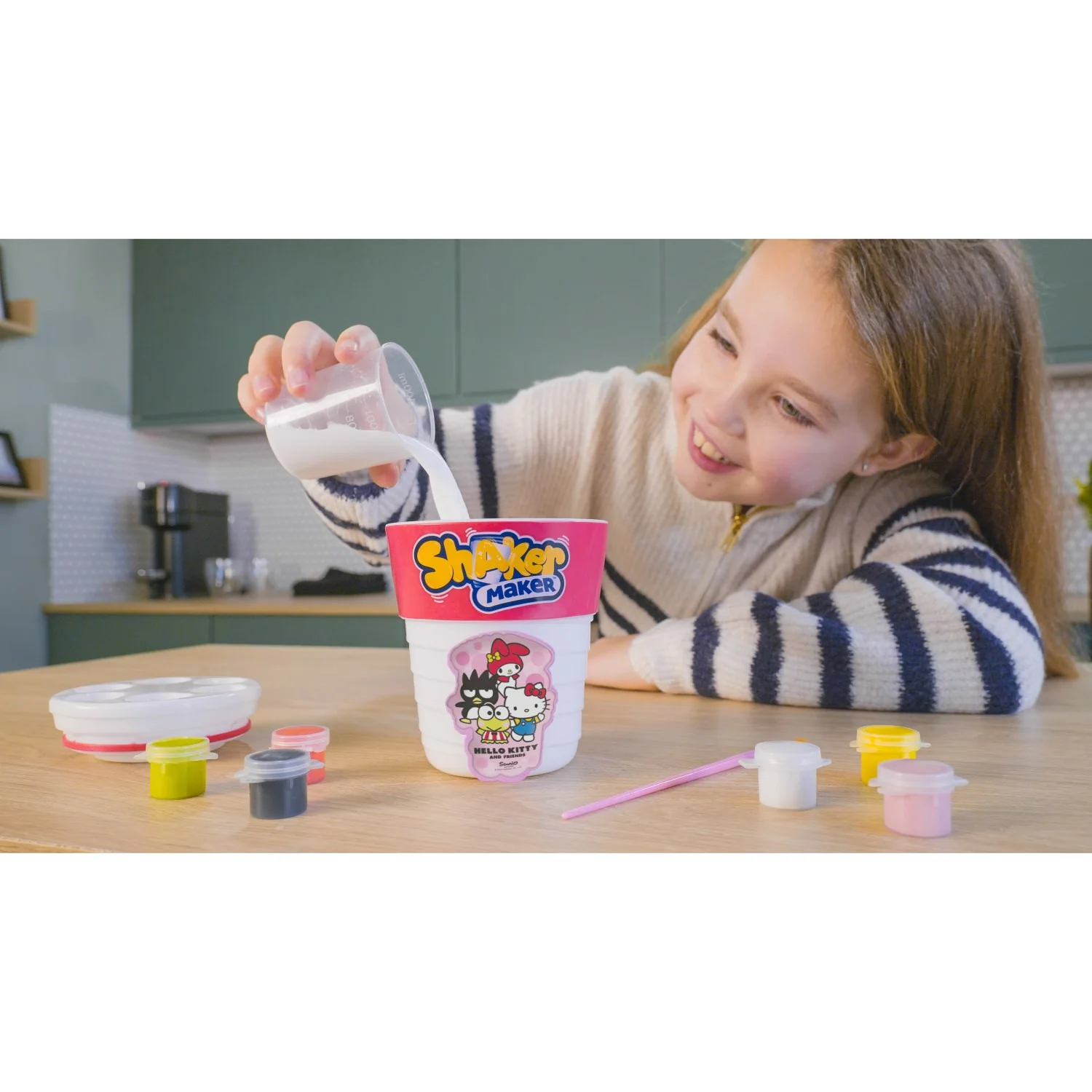 Shaker Maker Hello Kitty - Image 2