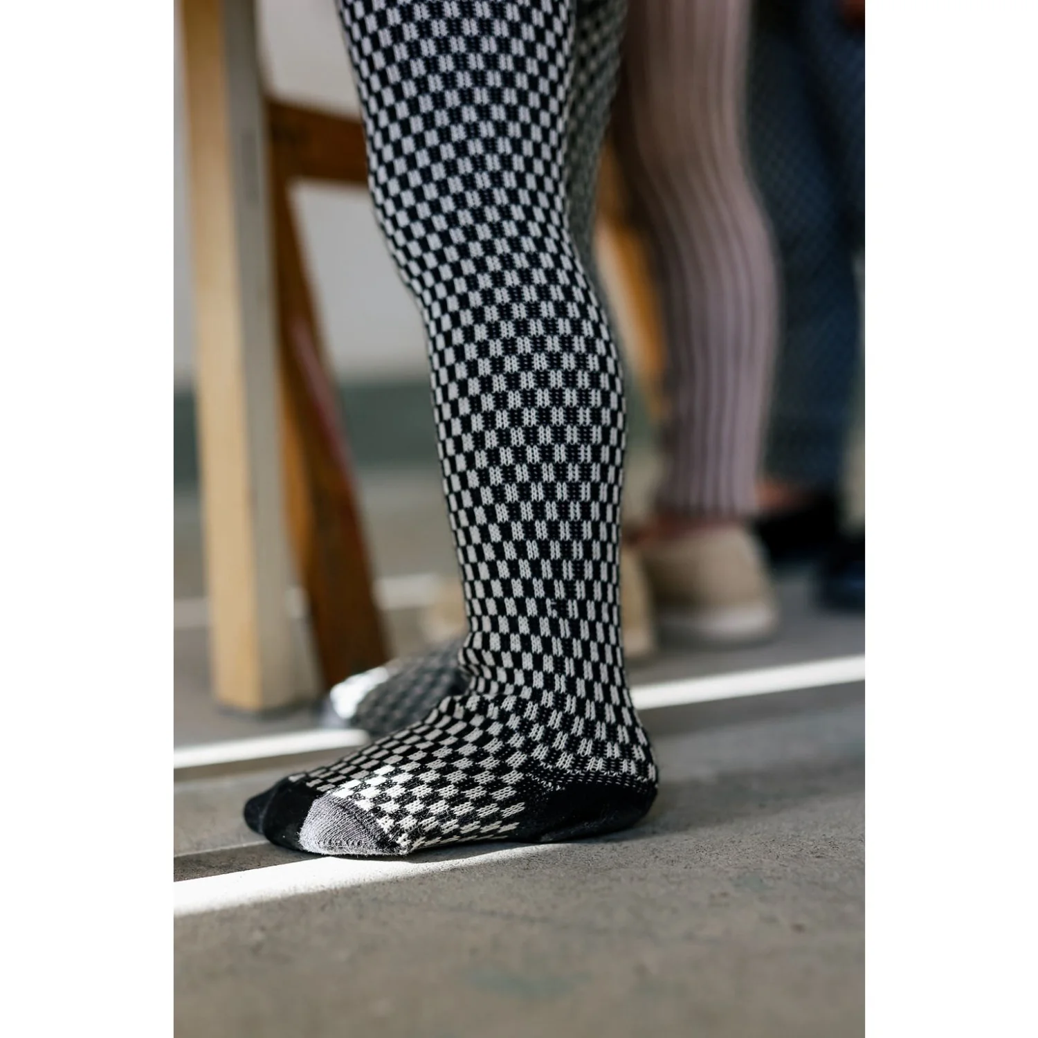 Silly Silas Black X White Checked Special Footed Tights - Image 4