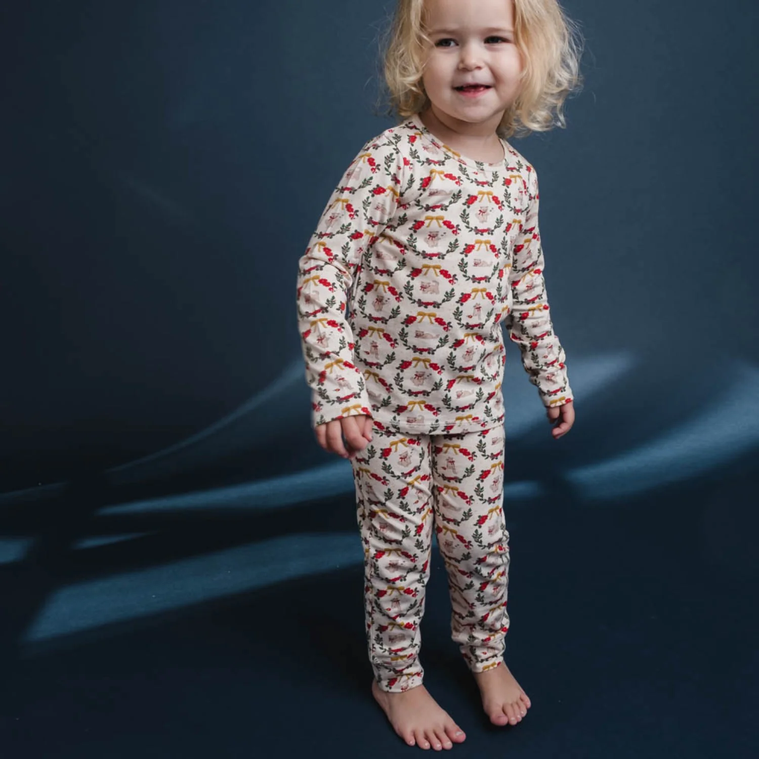 That's Mine Christmas Wreath Emilio Homewear Set - Image 3