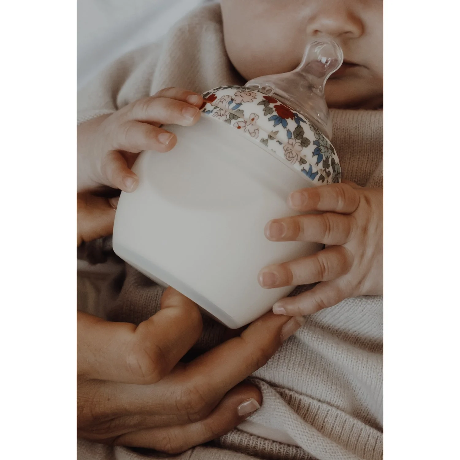 That's Mine X Élhée Bittersweet Collab Baby Bottle 240 Ml - Image 11