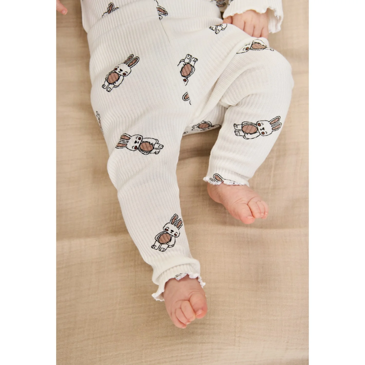 THE NEW Siblings Cloud Dancer AOP TNSBPippa Rib Leggings - Image 4