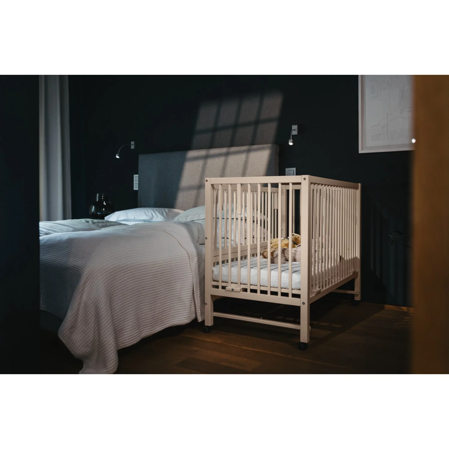 tiSsi® Beige Laquer Hajo Childrens Bed Solid Beech - Image 2