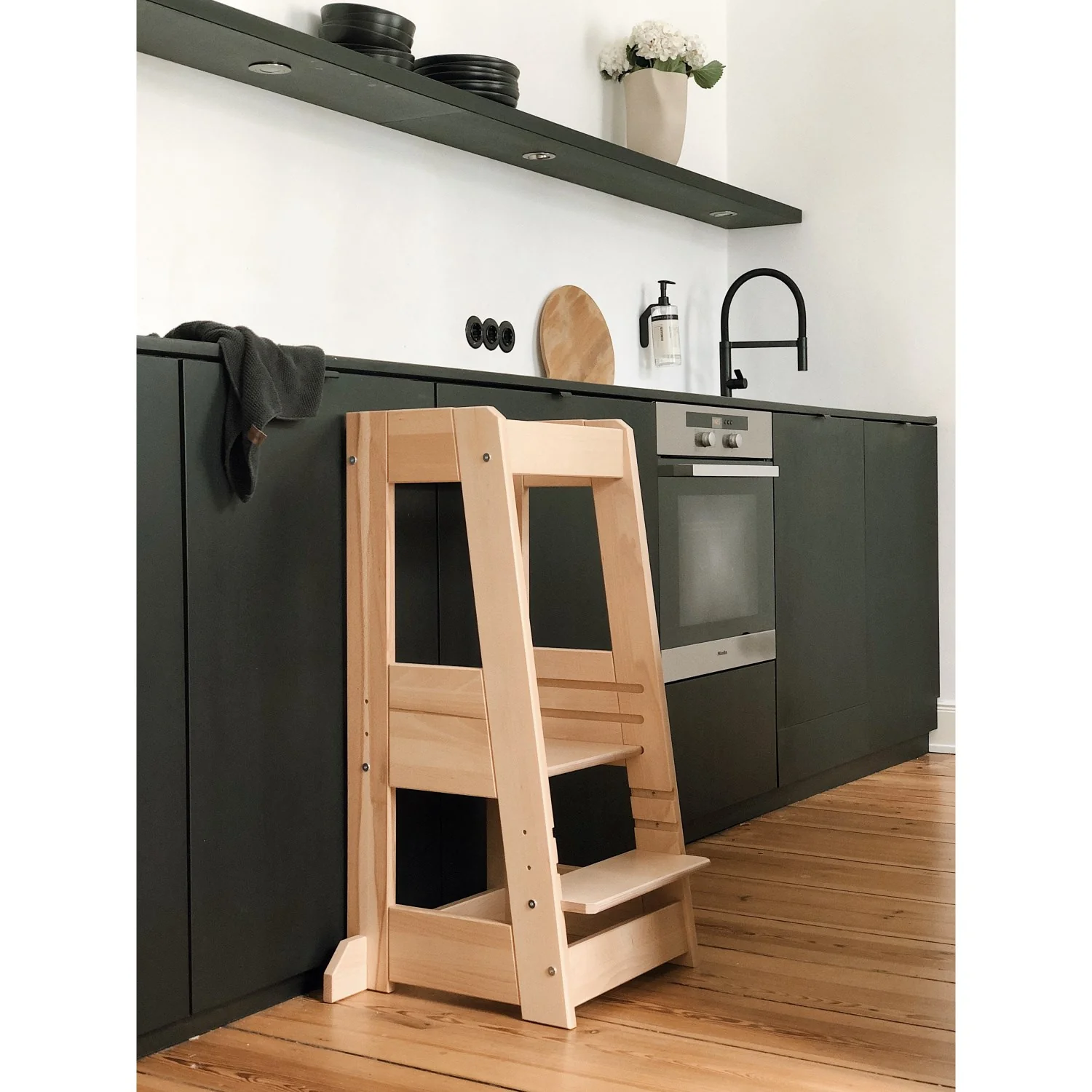 tiSsi® Nature Felix Learning Tower Solid Beech - Image 12