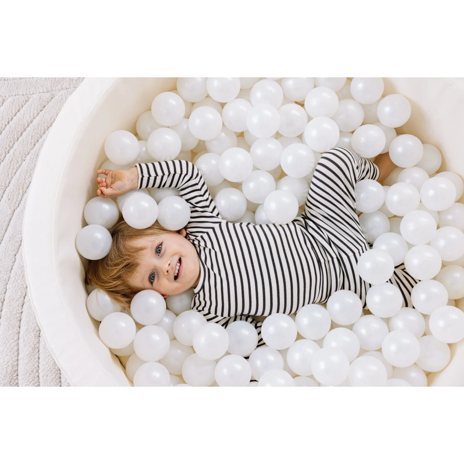 Tumble Time Vanilla Ball Pool in Vegan PU ø90cm 150 pcs. Balls - Image 8
