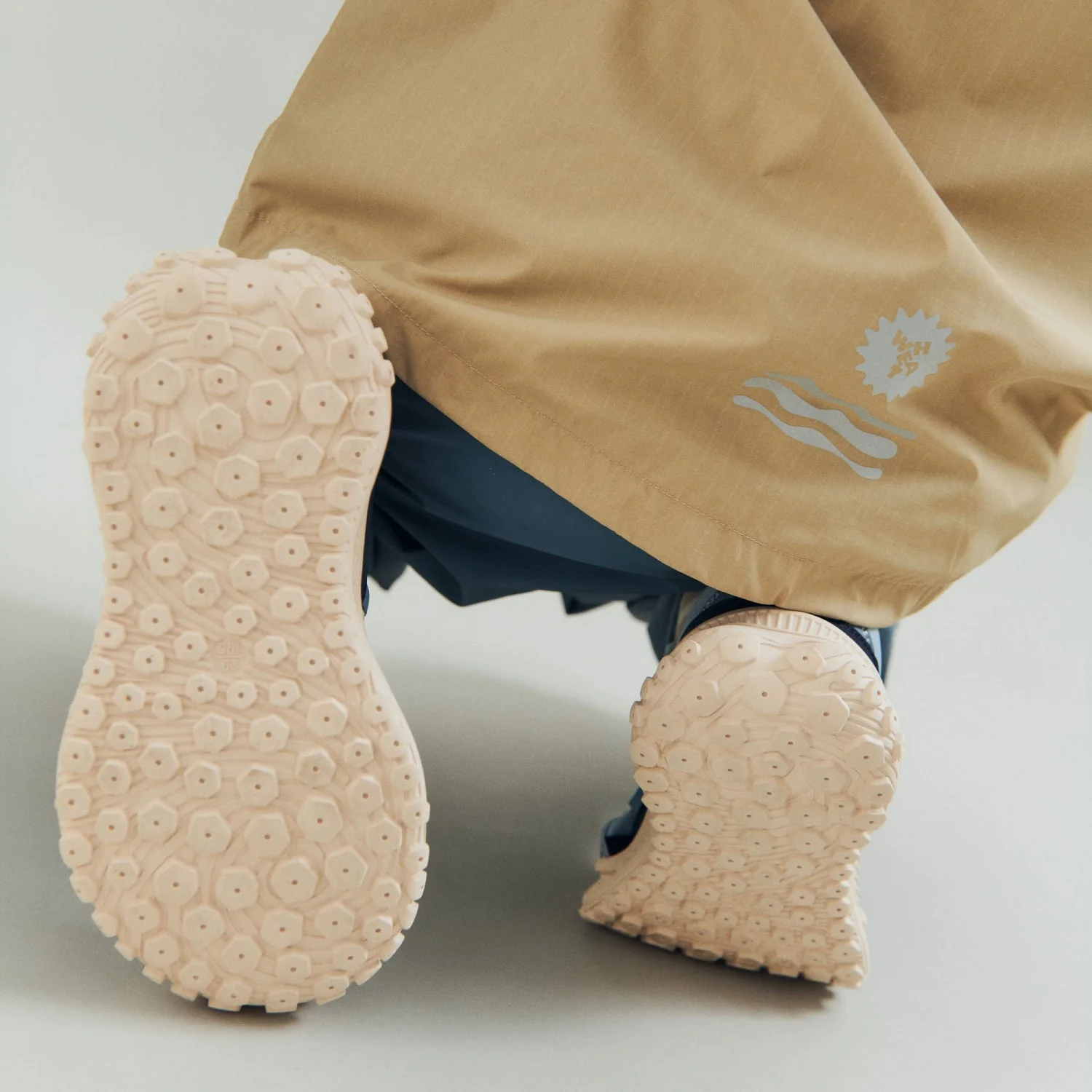 Wheat Summer Sky Sneaker Billie - Image 4