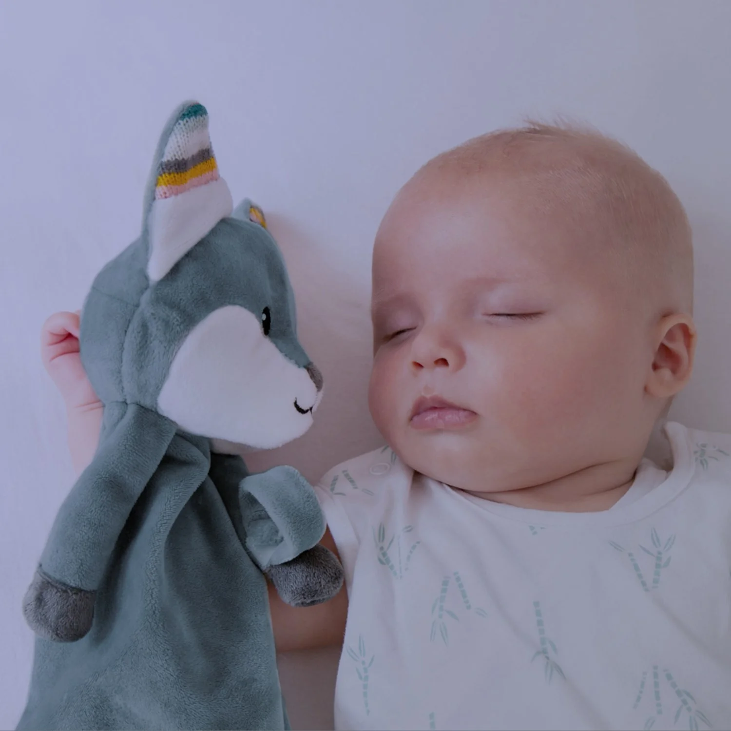 Zazu Green Felix The Fox Comforter With Sound - Image 3